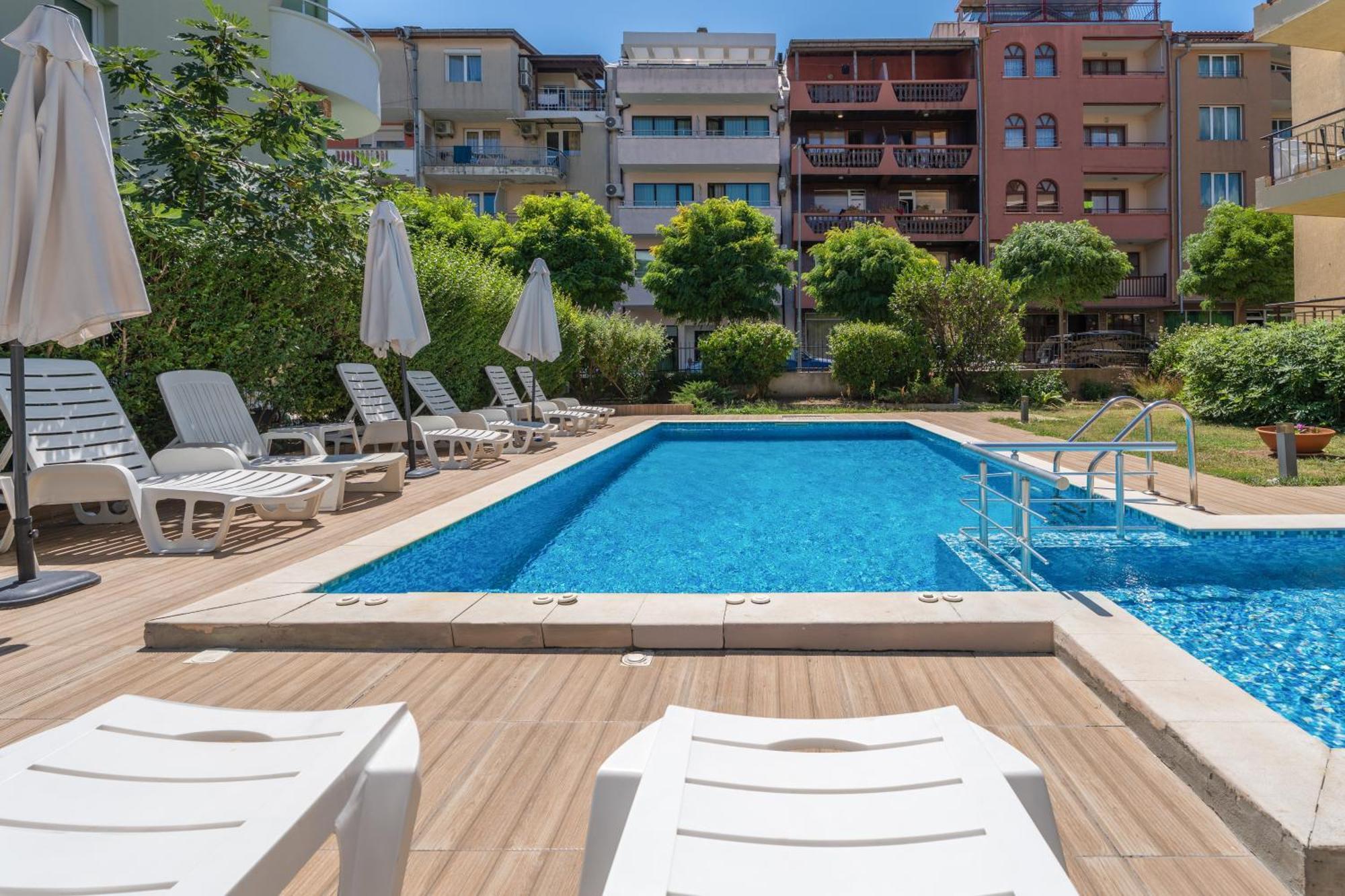 Hotel Milan 프리모르스코 외부 사진