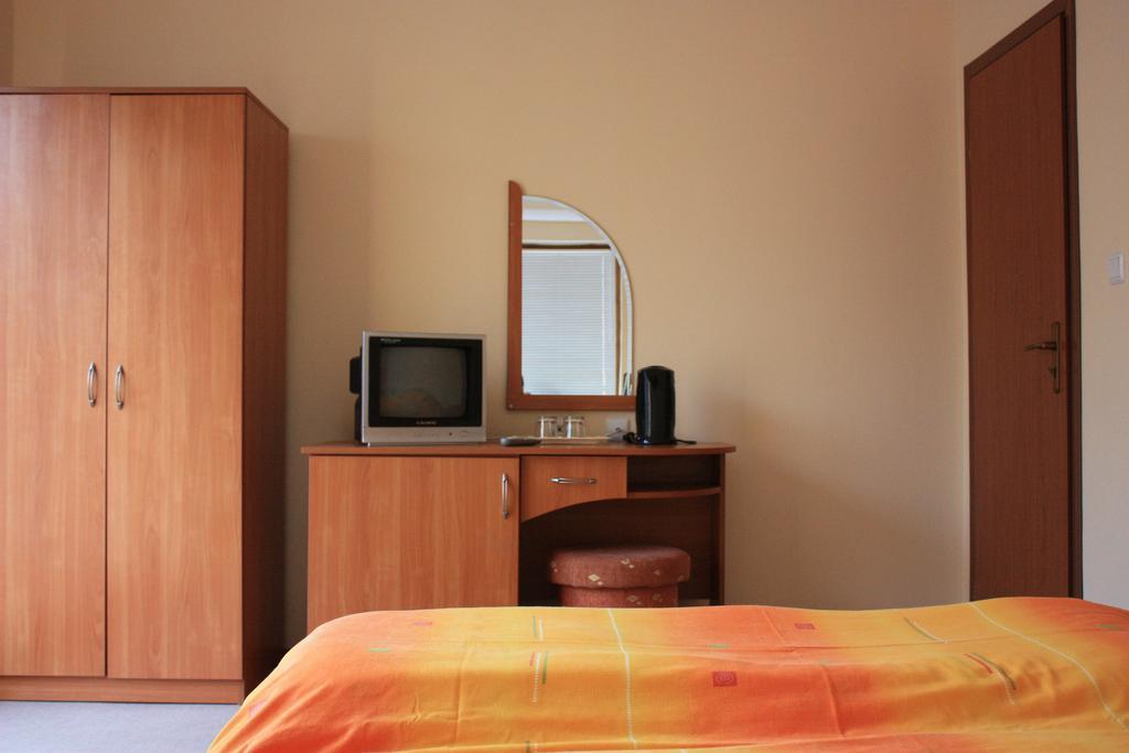 Hotel Milan 프리모르스코 외부 사진
