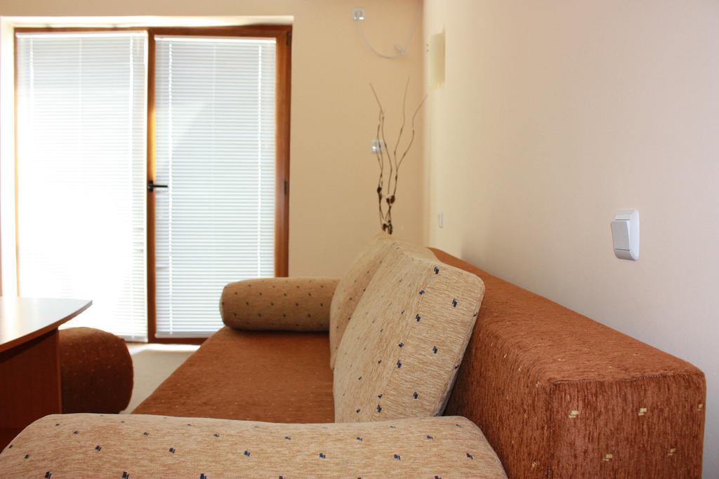 Hotel Milan 프리모르스코 외부 사진