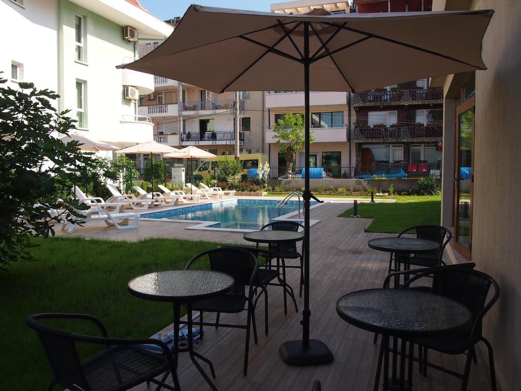 Hotel Milan 프리모르스코 외부 사진