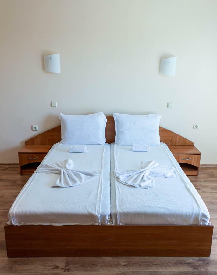 Hotel Milan 프리모르스코 외부 사진